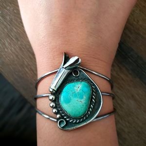 Vintage Sterling Silver Turquoise Cuff Bracelet